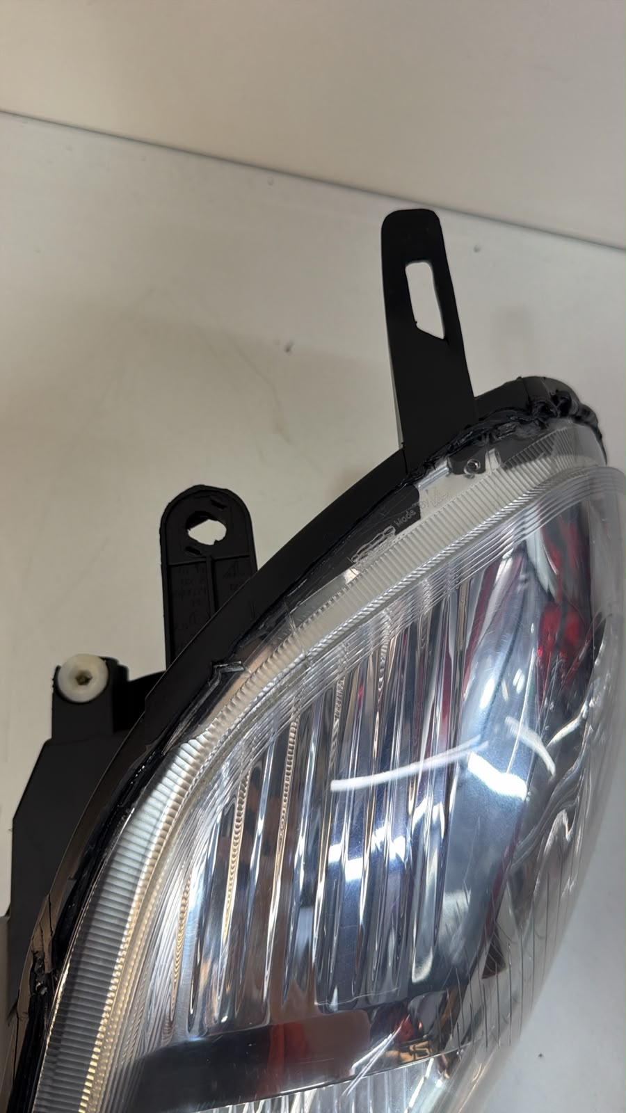 Farol Fiat Punto 2007 a 2012 Lado Esquerdo cromado original - foto 4 de 5