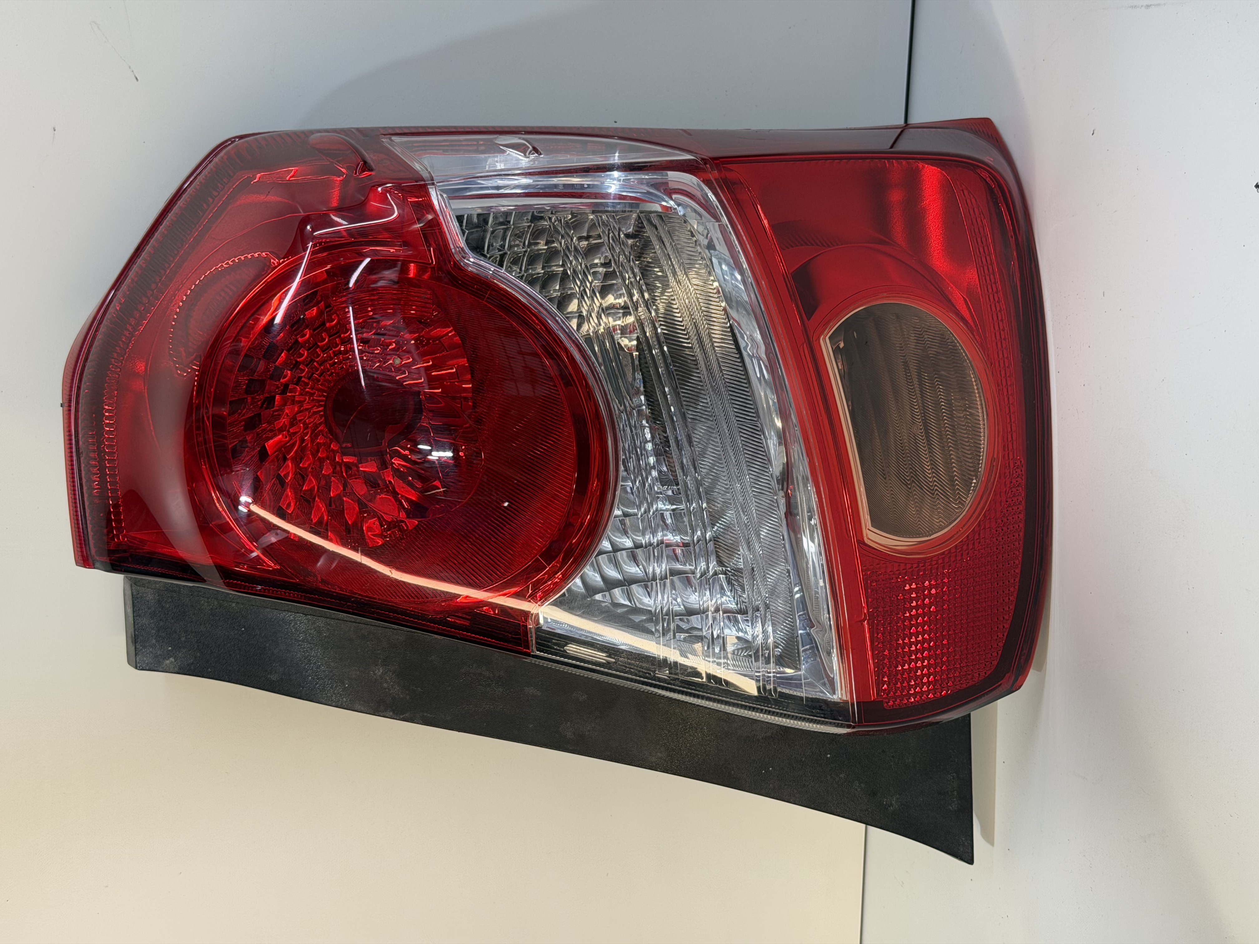 LANTERNA ETIOS HATCH 2013 A 2022 CRISTAL ARTEB ORIGINAL direita - foto 1 de 6