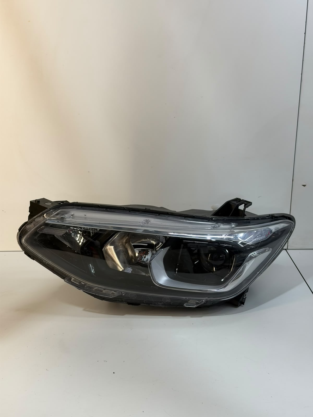 Farol Esquerdo Tracker Lt Ltz 2021 À 2024 Gm 52173374 - foto 6 de 6