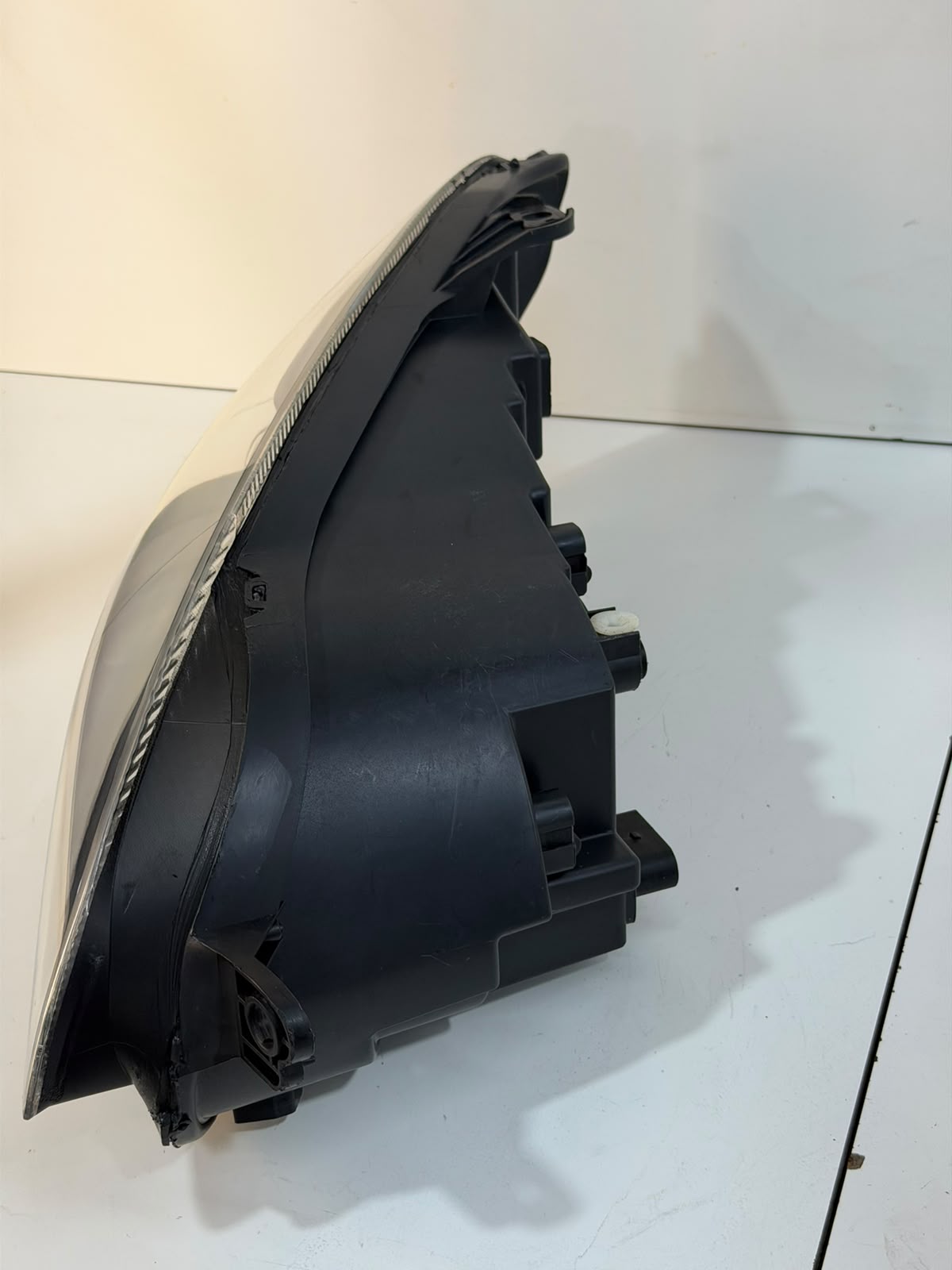 Farol Direito Idea 2011 2012 A 2016 (Usado) fume - foto 4 de 4