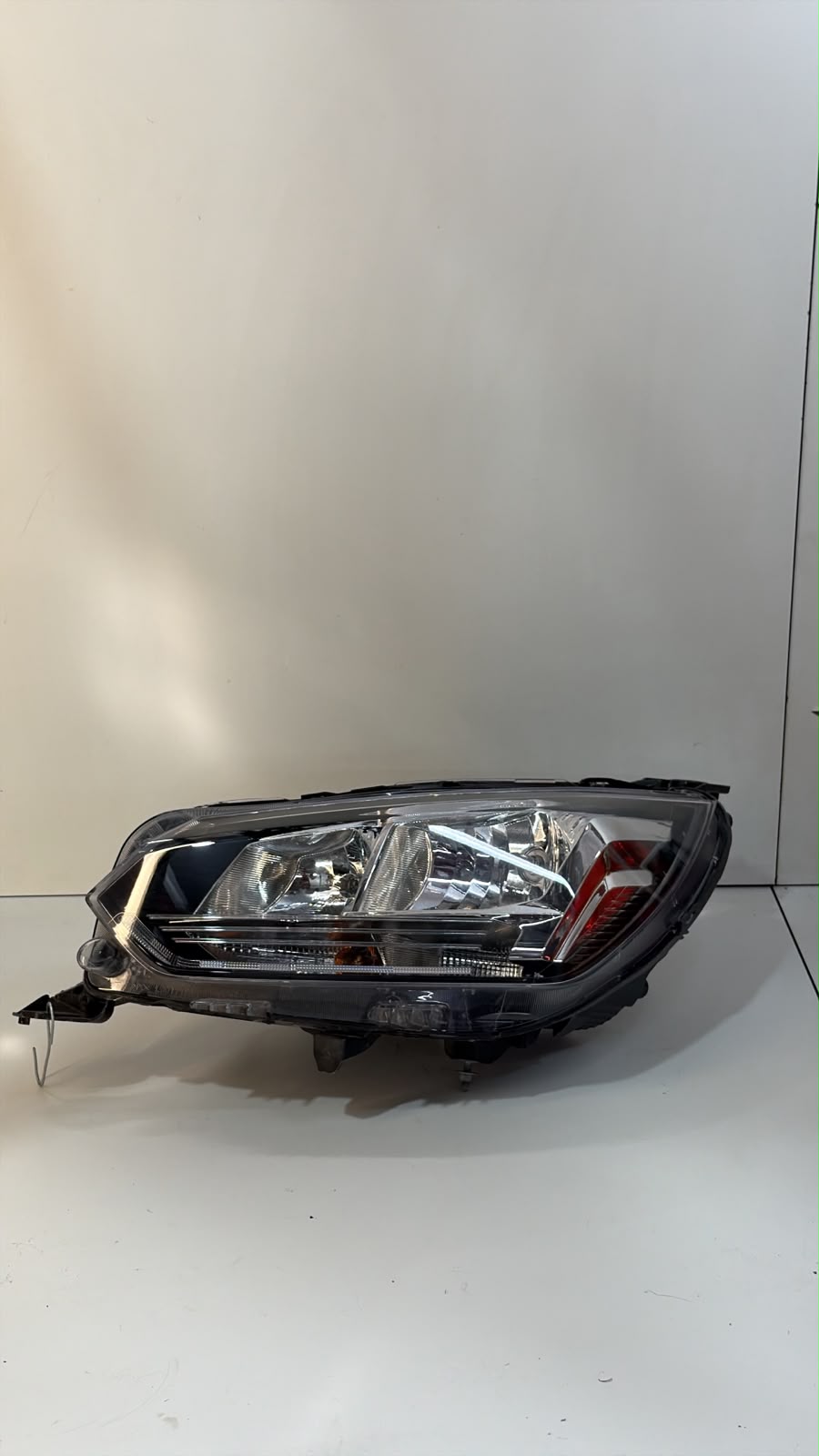Peugeot 208 anos 2020 a 2024 / 2025 - foto 1 de 8