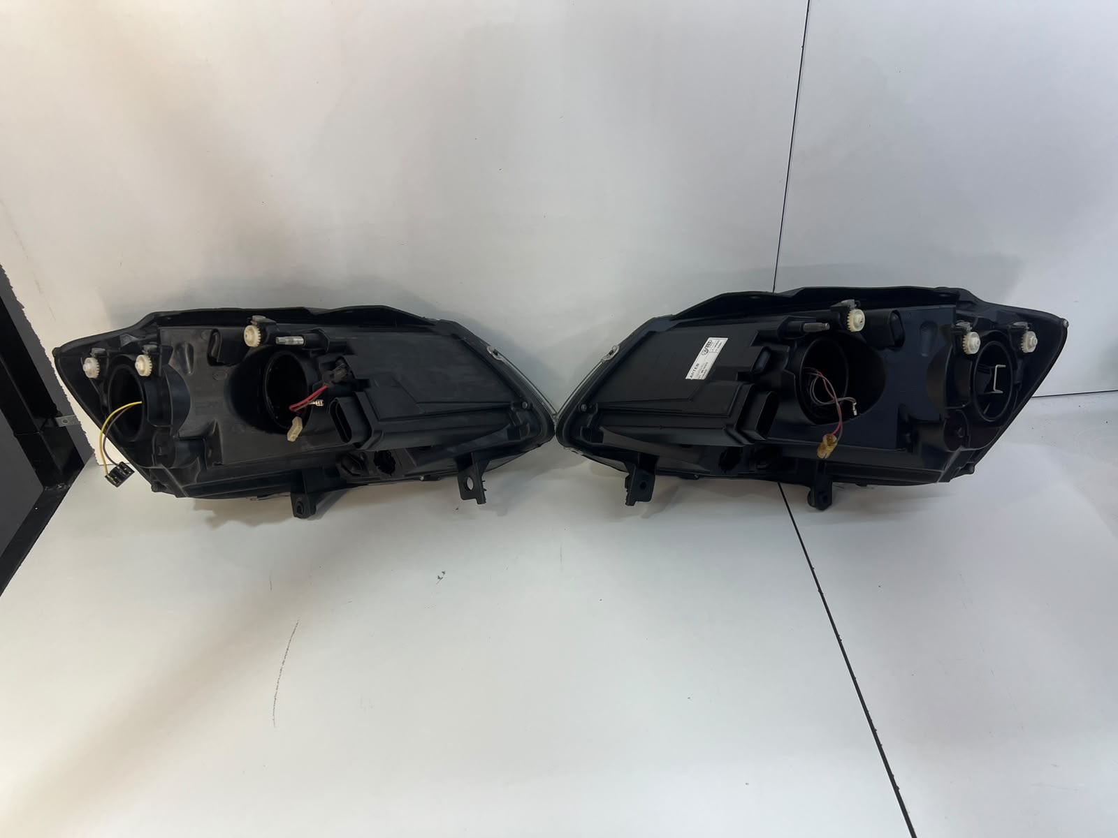 Par de Farol Para Vw Fox Spacefox 2010 A 2014 Duplo  Arteb - foto 4 de 5